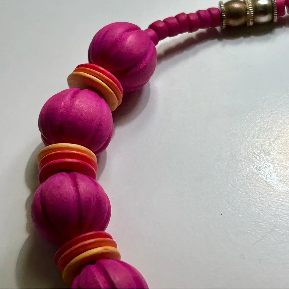 Chic Pink Orange Yellow Beaded Necklace Wooden Round and Flat Party Vacation - Picture 3 of 4